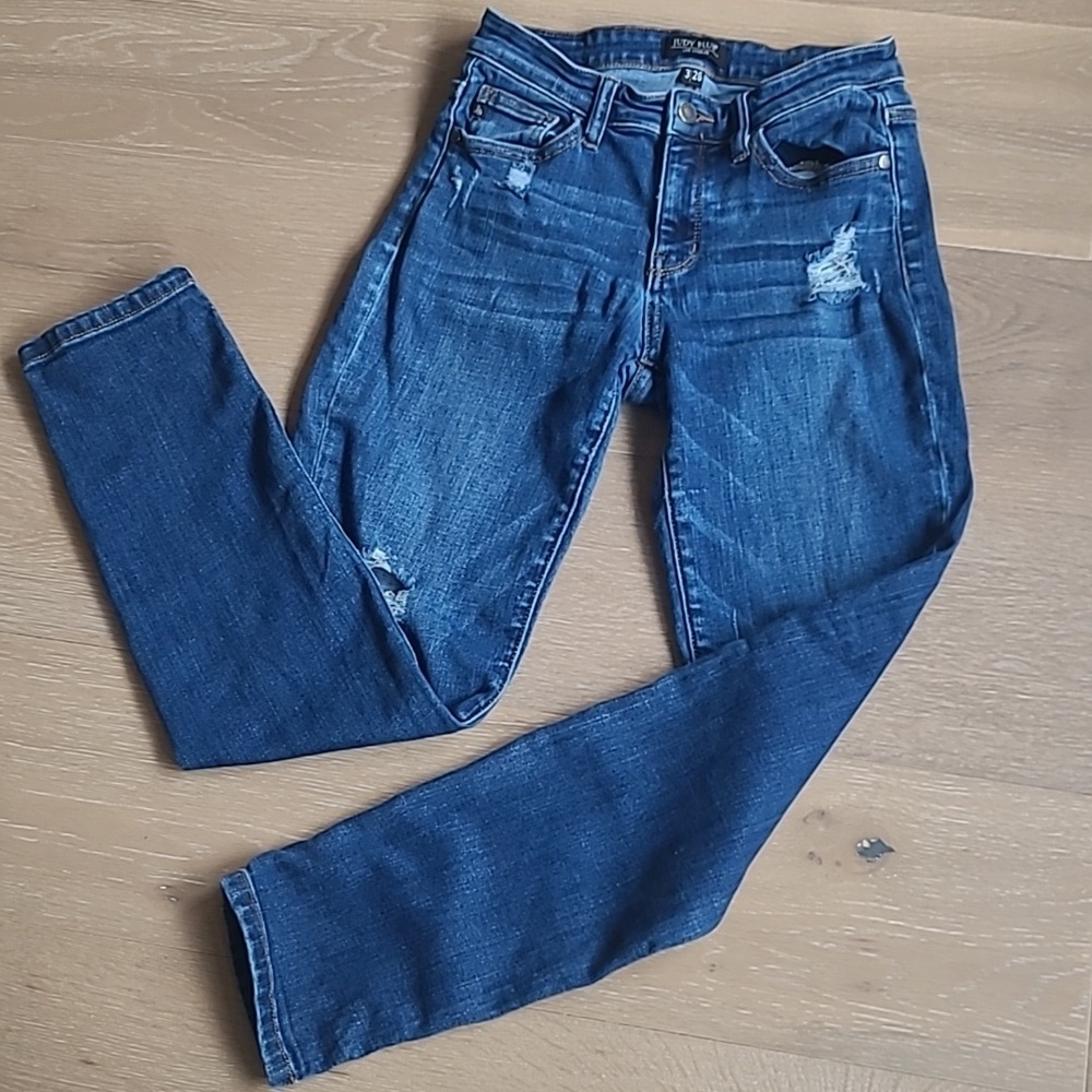 Judy Blue Jeans Women's sz 3/26 Distressed Mid Rise Slim Fit Denim Jean
